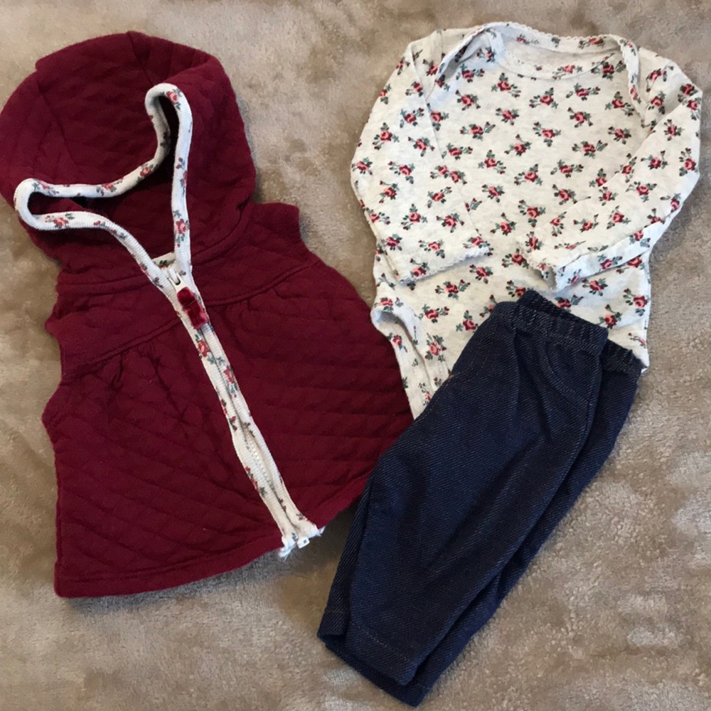 Carters 3 piece newborn outfit